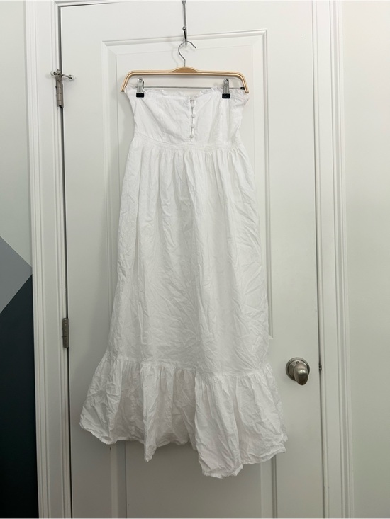 Urban Outfitters Dresses & Skirts - Urban Outfitters Strapless White Midi Dress